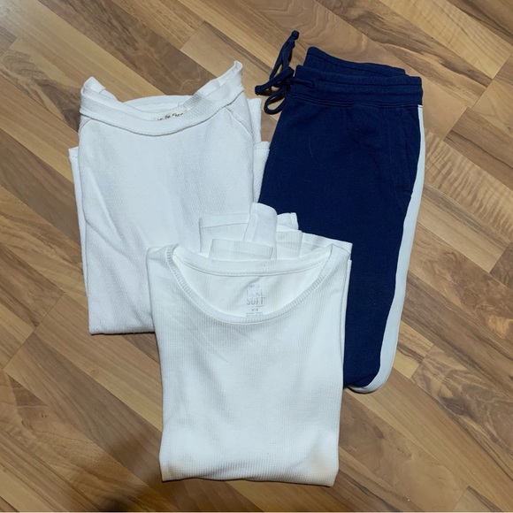 Pair of GAP blue terry joggers w/white stripe down legs. - Picture 3 of 13